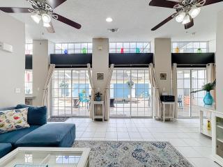 Stunning 5BR 5Bath Home, Pool, Spa, By Disney - 1