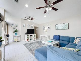 Stunning 5BR 5Bath Home, Pool, Spa, By Disney - 3