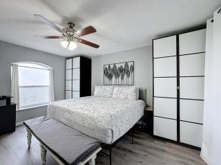 Stunning 5BR 5Bath Home, Pool, Spa, By Disney - 8