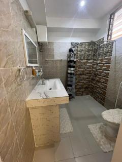IT Land Appartement - - 4