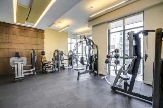 Luxury Condo with Pool, CN Tower View, Gym, Workspace - 1