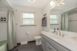 158th St, Cleveland, Oh - Cleveland - 4