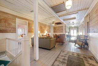 Historic Island Hotel - Cedar Key - 1