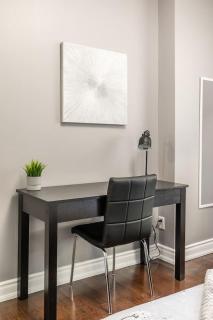 Chic 3BR apartment in Queen West, Downtown Toronto - Toronto - 5
