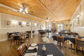 The Historic Island Hotel of Cedar Key - Cedar Key - 3