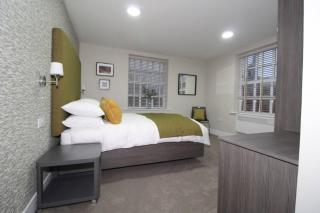 Charming Modern 2br Flat In Central Preston - 6