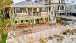 Stones Throw Beachfront Premier Suite #4 VIEWS - Clearwater Beach - 1