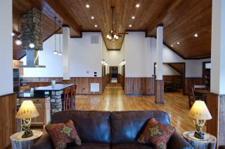 Westcott House- Privacy, amenities and space all in one beautiful package! - Luray - 8