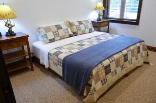 Westcott House- Privacy, amenities and space all in one beautiful package! - Luray - 3
