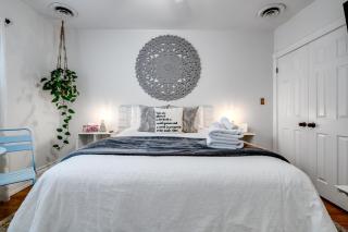 The Inspiration Suite at Dream BNB Estate Inn - 8