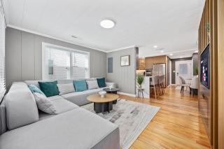 Elvi's Beach House Unit A - 1
