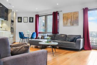 Station 5 minutes, Balcony , 10 Minutes to O2 Arena - Londra - 9