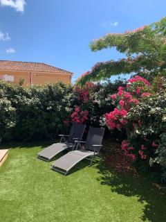Maison Jasmin, Modern, air-conditioned 2-bed with lovely terrace & communal pool - Le Plan-de-la-Tour - 2