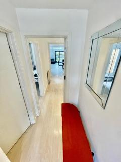 beautiful 3 bedroom apartment in cambridge sleeps 7 - Milton - 8
