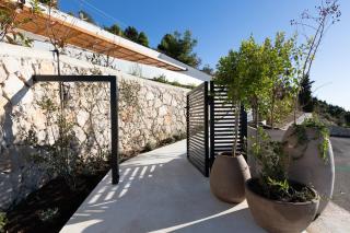 Amore Luxury Villas - Athani - 3