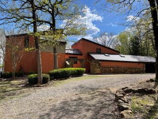 Hill Top Lodging Mountain Forest View Lodge - - 9