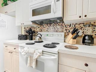Spacious Windsor Palms Retreat - 11 Min to Disney - Kissimmee - 1