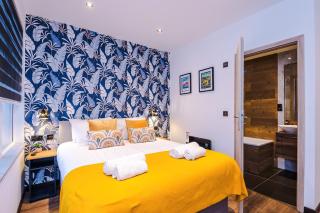Curzon Villa - Sleeping 18 by Assured Stays - Conwy - 8