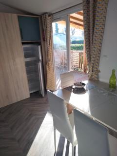 Mobil home 8 pers dans Camping Siblu Les Rives de Condrieu - Condrieu - 7