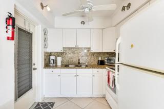 Waterfront Condo with Dock in Fort Lauderdale! - Fort Lauderdale - 2