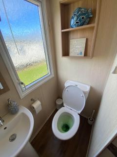 Eastgate - C10 - On fantasy Island, central heating, pet friendly - Meadow Lakes Caravan & Lodge Hire - Ingoldmells - 1