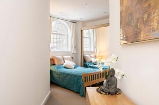 Historic Flat by Tate Modern - 6