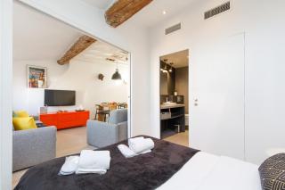 Forville YourHostHelper - Cannes - 1