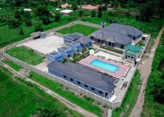 Shi-mo Resort Hotel - Kagadi - 7