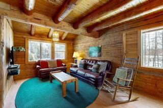 Twin View Log Home - 9