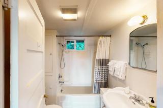 Whale - Watcher's Perch - 1