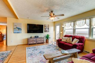 11 Mi to Chincoteague Atlantic Home with Decks! - - 8