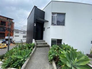 Hermoso apartamento privado #2 en uno de los mejores sectores de la ciudad de Manizales, totalmente equipado y lo mejor de todo CENTRAL A ZONAS DE INTERES - Manizales - 0