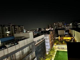StâyIñ Lawn AC 8k mini Screenplay Gardenluxury - Kondapur - 0