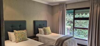 Luxury oasis retreat - Hartbeespoort - 3