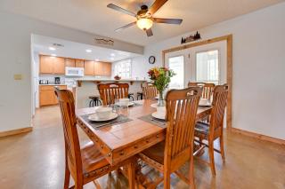 Riverfront Camp Verde Retreat with Game Room - Camp Verde - 5