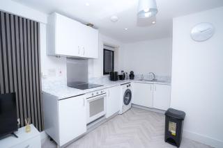 2 Bed Apartment - Bham City Centre, Next to Utility Arena - Free Parking! - 1