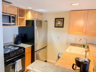 Ilikai Apt 2127 - Spacious Studio with Spectacular Ocean & Harbor Views - Honolulu - 3