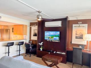 Ilikai Apt 2127 - Spacious Studio with Spectacular Ocean & Harbor Views - Honolulu - 9