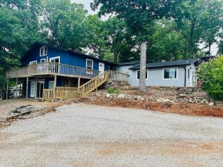 The whole family - 8