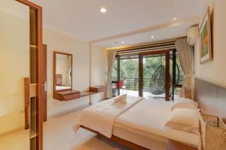 Family Only Villa Mountain View - De Reiz Kesuma Syariah 3BR - 0