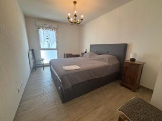 Appartement 3 pièces à Sète avec parking sécurisé - FR-1-338-600 - Sète - 3