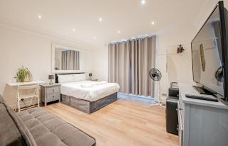 Stylish Elegant Hyde Park Studio Flat - Londra - 0
