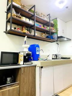 1BR at Trees Residences with Balcony - Quezon City - 7