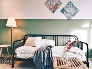 Haven Luxury 2BR Suite with Stunning Views - George Town - 7
