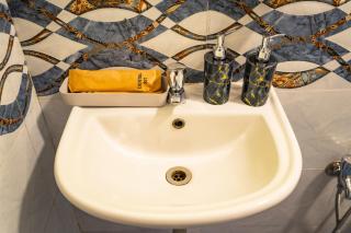 Tranquill Studio Stays with Hottub - Nagoa-Bardez - 6