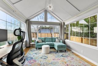 North Seattle house with 4BD 3BA, AC, sunroom, fenced yard - Seattle - 9