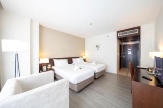 Golden Crown Grand Hotel - Hat Yai - 6