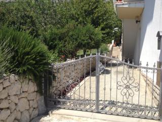 Apartments Curnić - 8