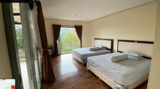 Cozy Family Villa - 1