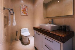 Villa Golden Palm Bali Canggu- HUGE luxe 2-storey villa - 2